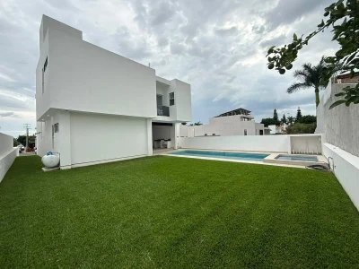 🏡✨ RESIDENCIA DE LUJO CON ALBERCA Y JACUZZI EN LOMAS DE COCOYOC | 5 RECÁMARAS