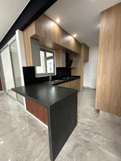 🏡✨ RESIDENCIA DE LUJO CON ALBERCA Y JACUZZI EN LOMAS DE COCOYOC | 5 RECÁMARAS