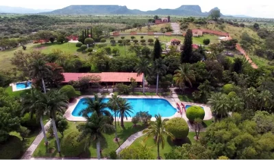 🏡🌴 CASA CON ALBERCA PRIVADA EN FRACC. EL CHAPARRAL | 4 RECÁMARAS + JARDÍN